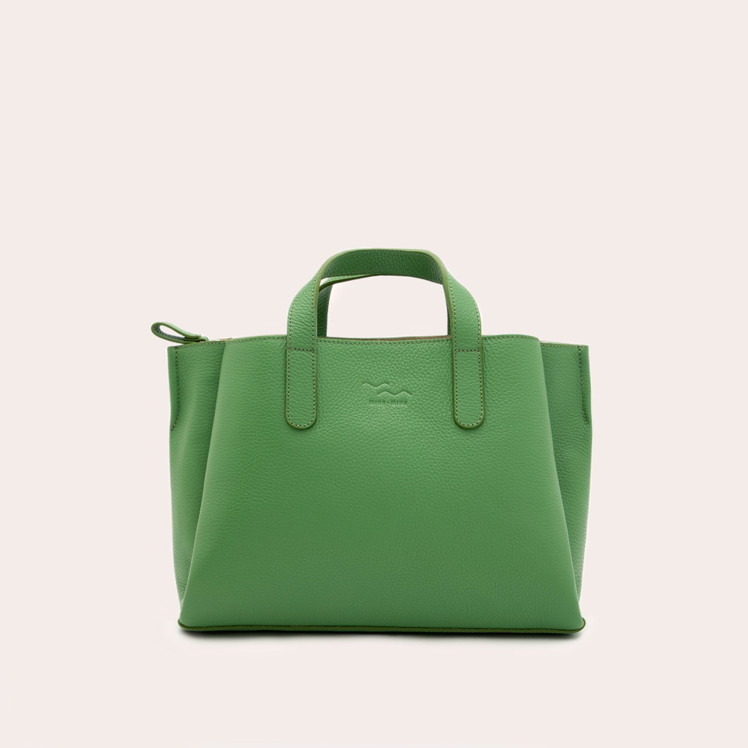 MADITA – unsere eckige Handtasche.