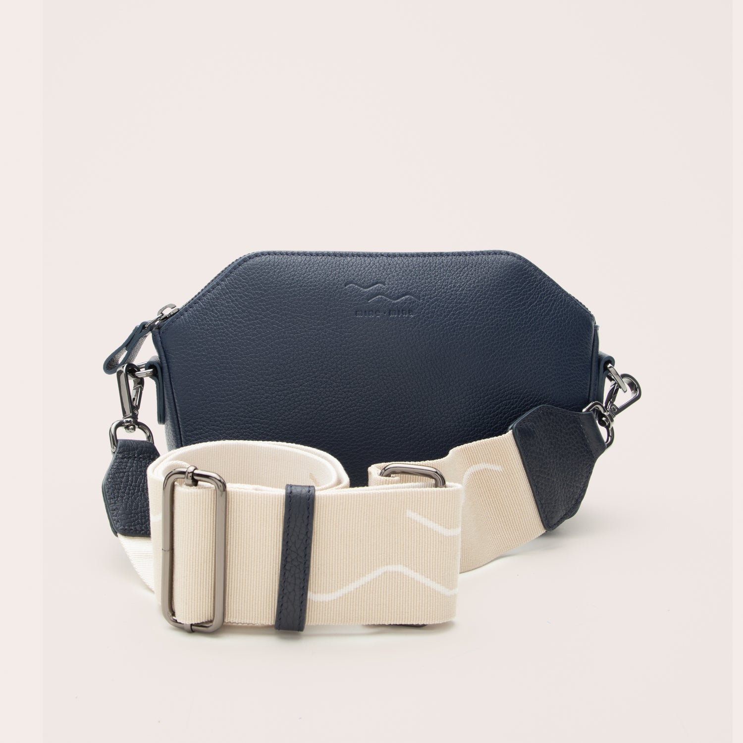 MALIN – unsere kleine Lederhandtasche