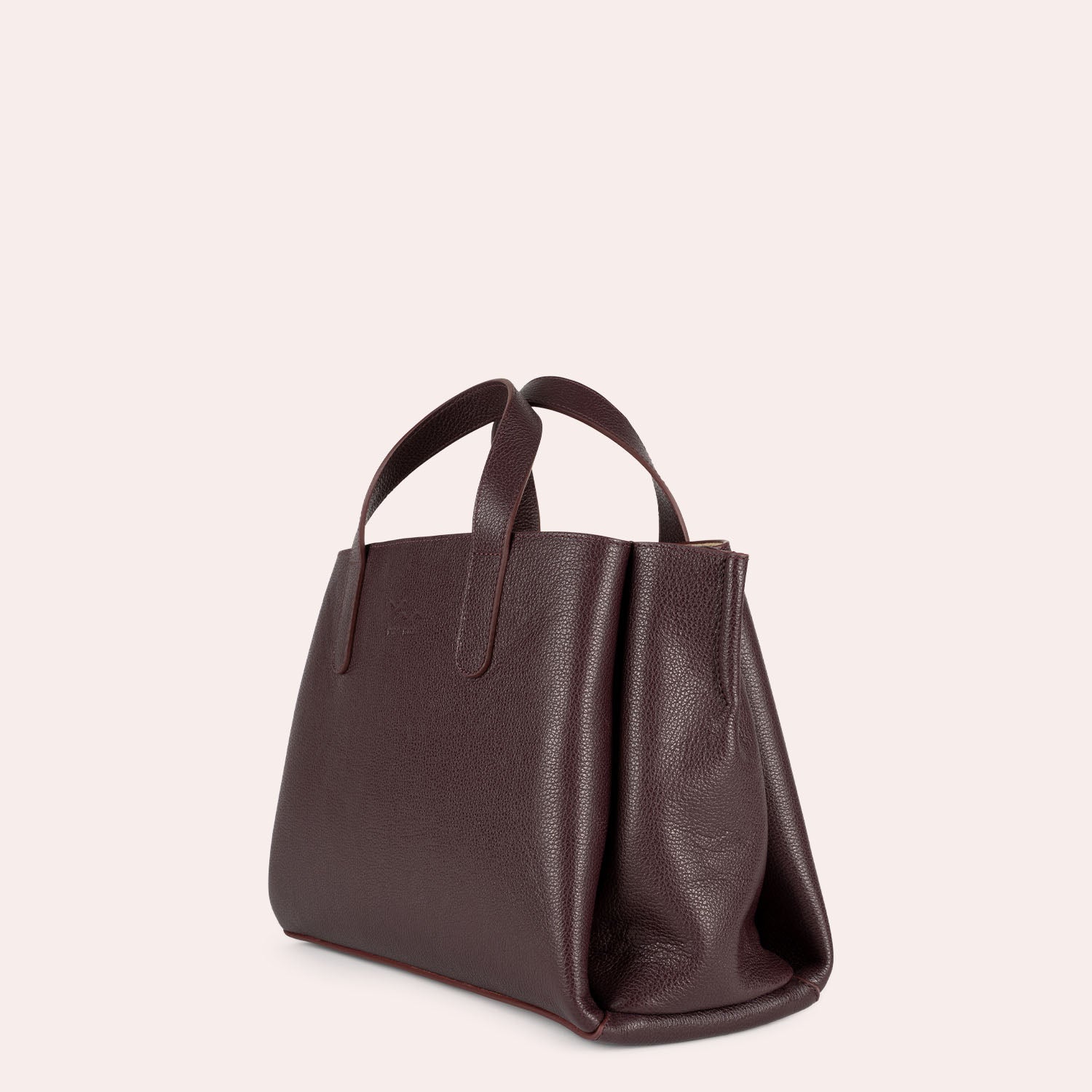 MADITA – unsere eckige Handtasche.