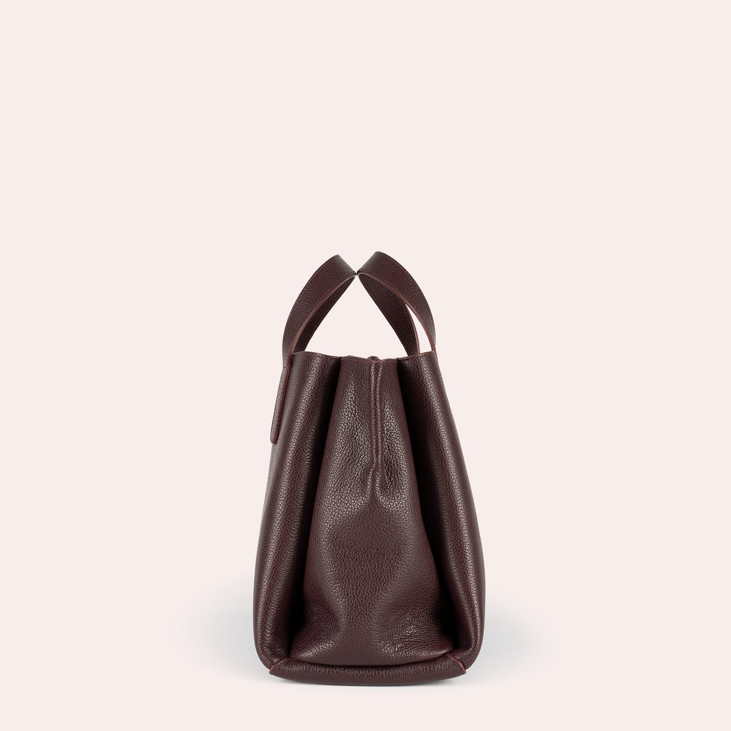 MADITA – unsere eckige Handtasche.