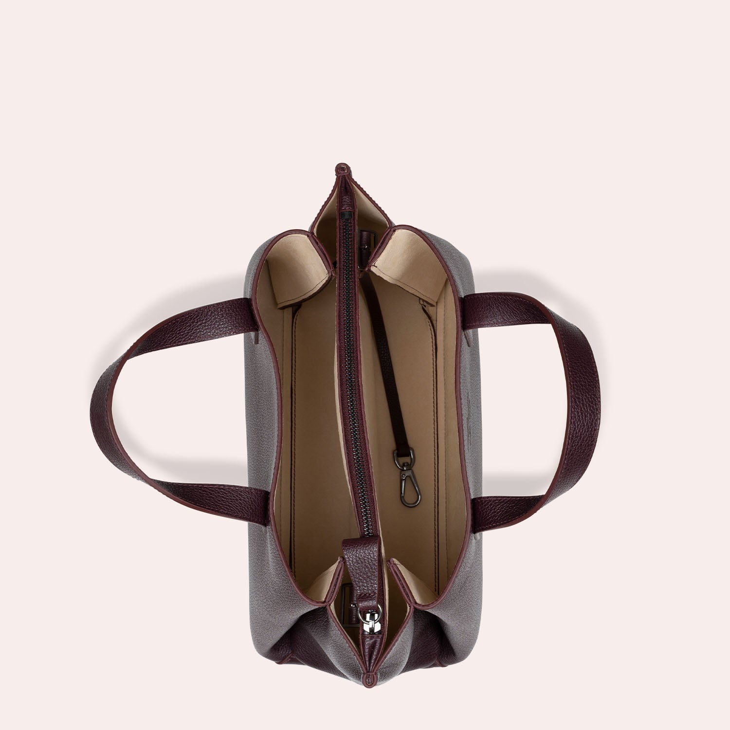 MADITA – unsere eckige Handtasche.