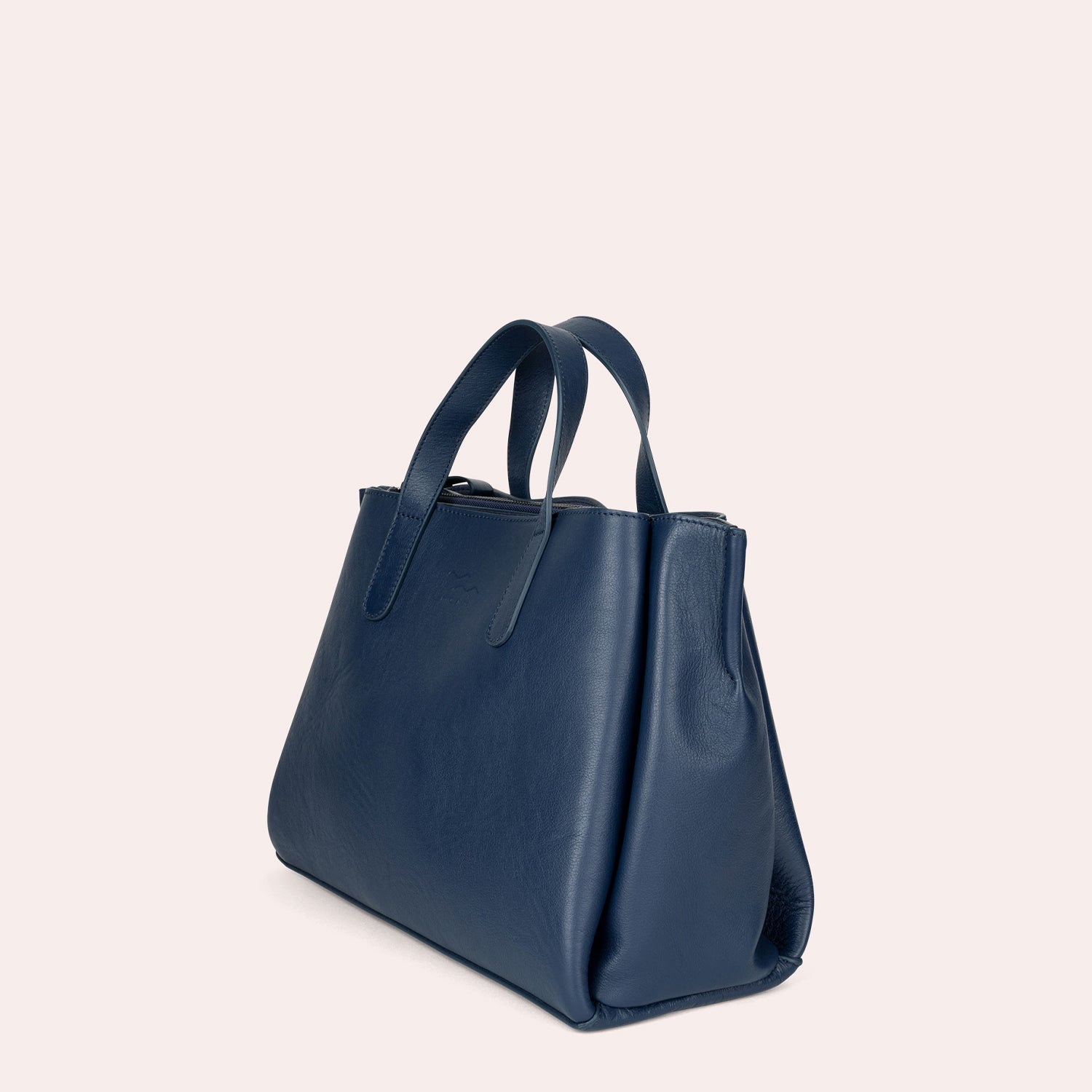 MADITA – unsere eckige Handtasche.