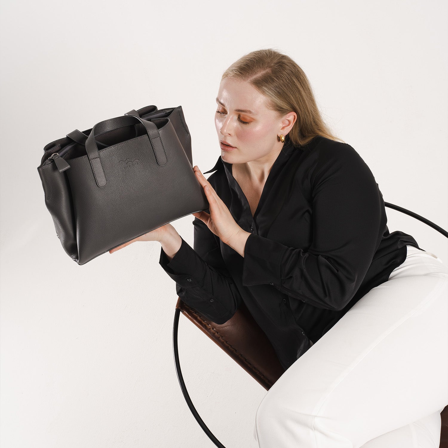 MADITA – unsere eckige Handtasche.