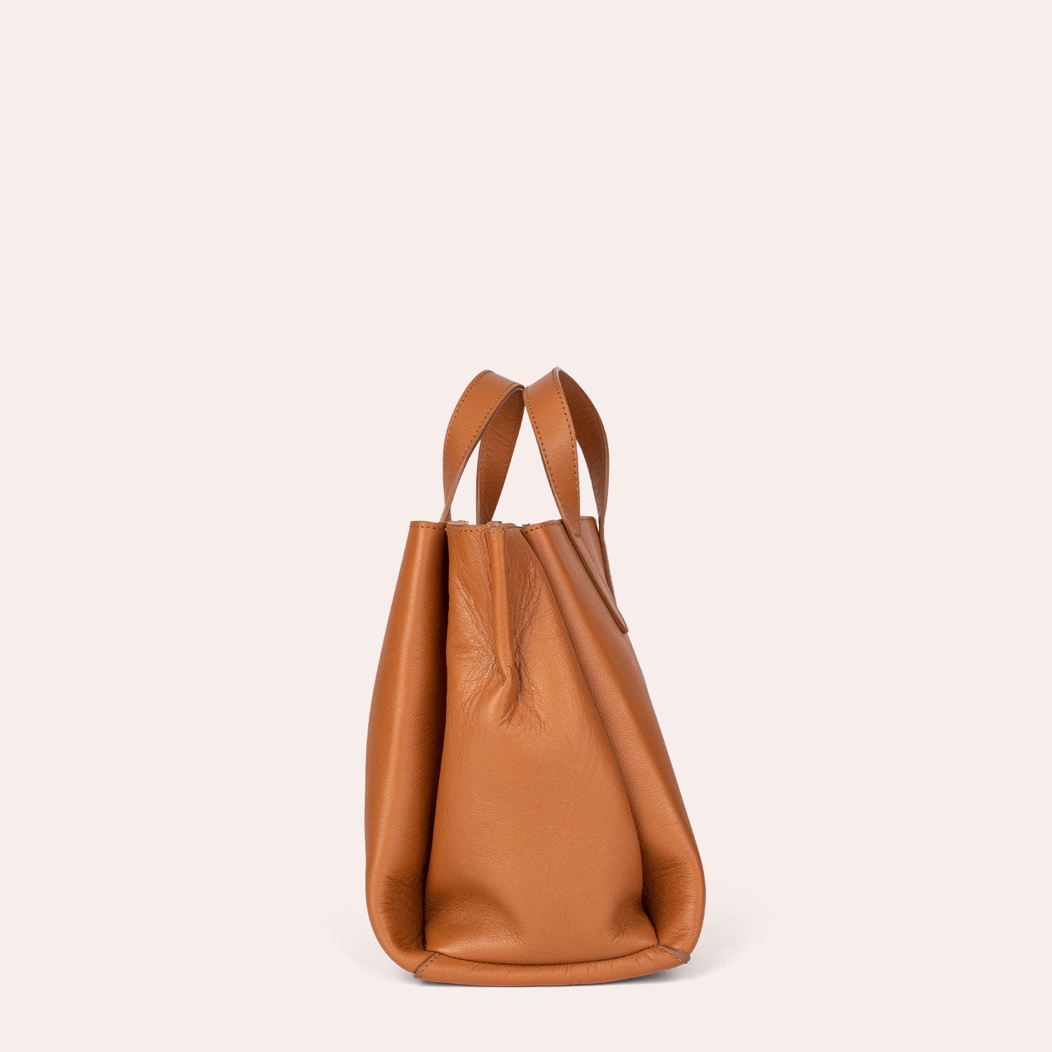 MADITA – unsere eckige Handtasche.