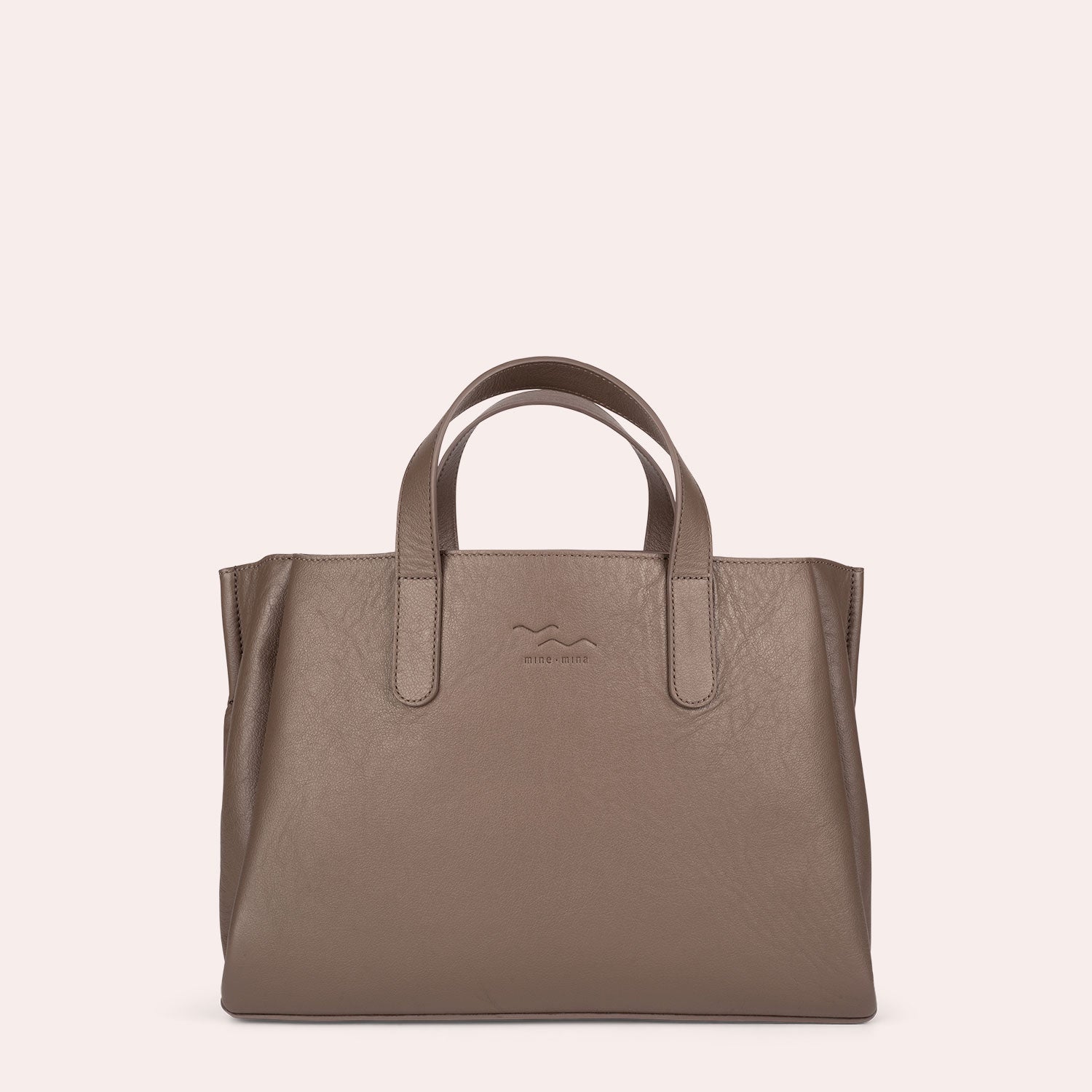 MADITA – unsere eckige Handtasche.