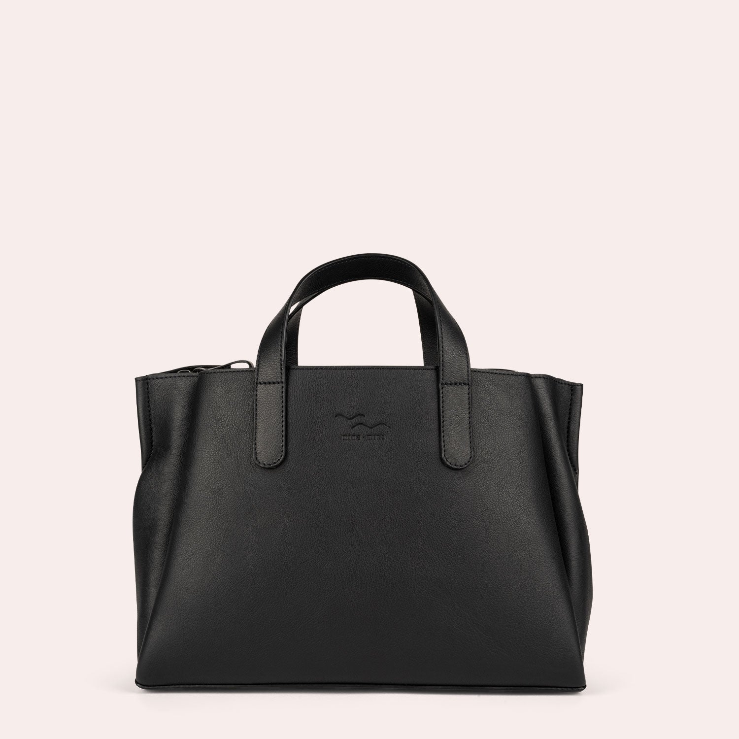 MADITA – unsere eckige Handtasche.