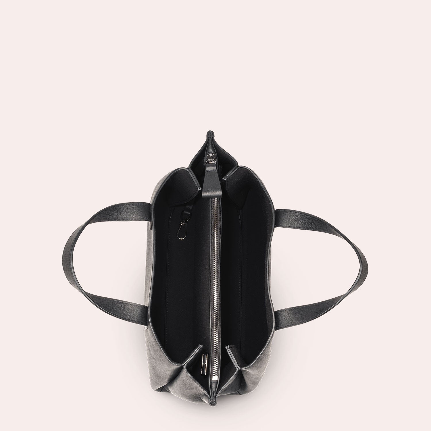 MADITA – unsere eckige Handtasche.